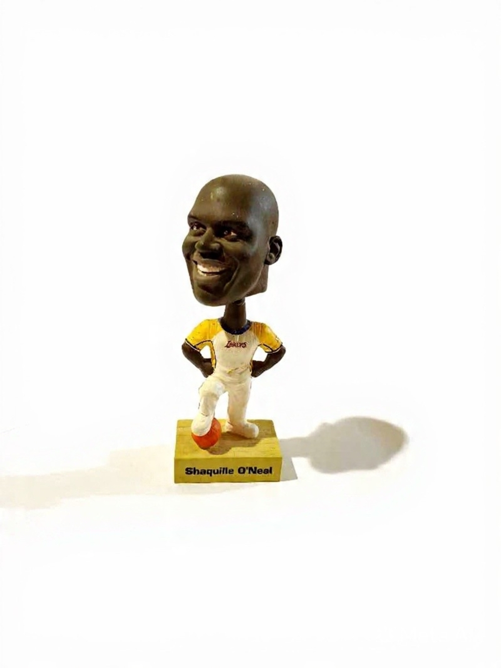 Shaquille O'Neal: Collectible Basketball Player Bobblehead - Yellow and White